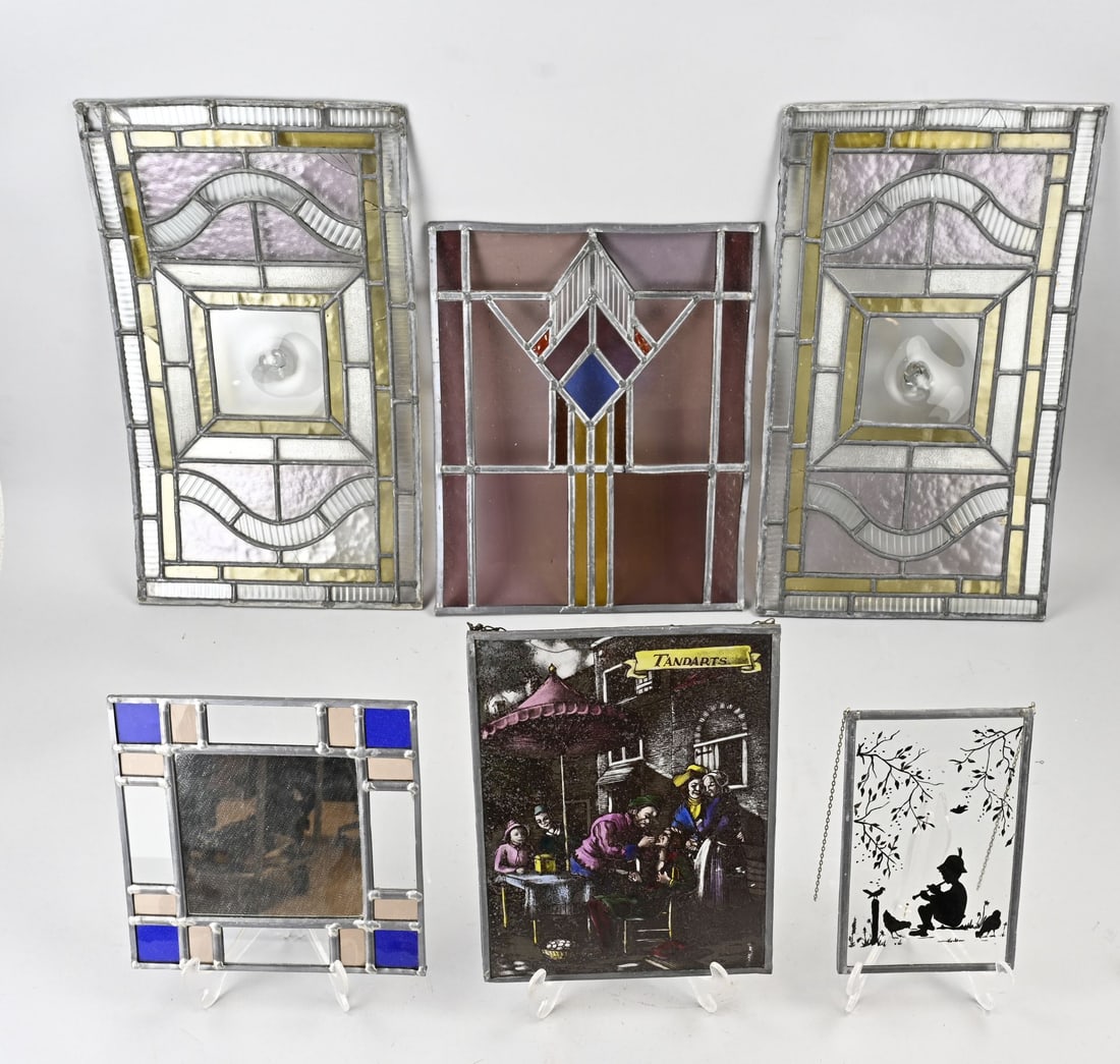 Lot of stained glass (1 of 1)