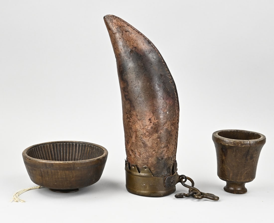 Lot of antiques (3x) (1 of 1)