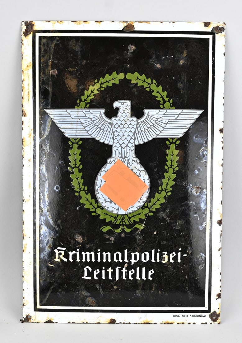Advertising sign Reichs adler (Kriminal Polizei): Old German enamel advertising sign. Kriminal Polizei Leitstelle, with Reichs Adler. Dimensions: H 61 x W 40 cm. Damaged. In reasonable condition.