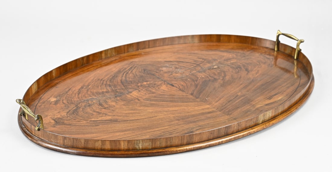19th-century tray: 19th-century rosewood tray with bronze handles and inlaid band. Dimensions: 68 x 46 cm. In good condition.
