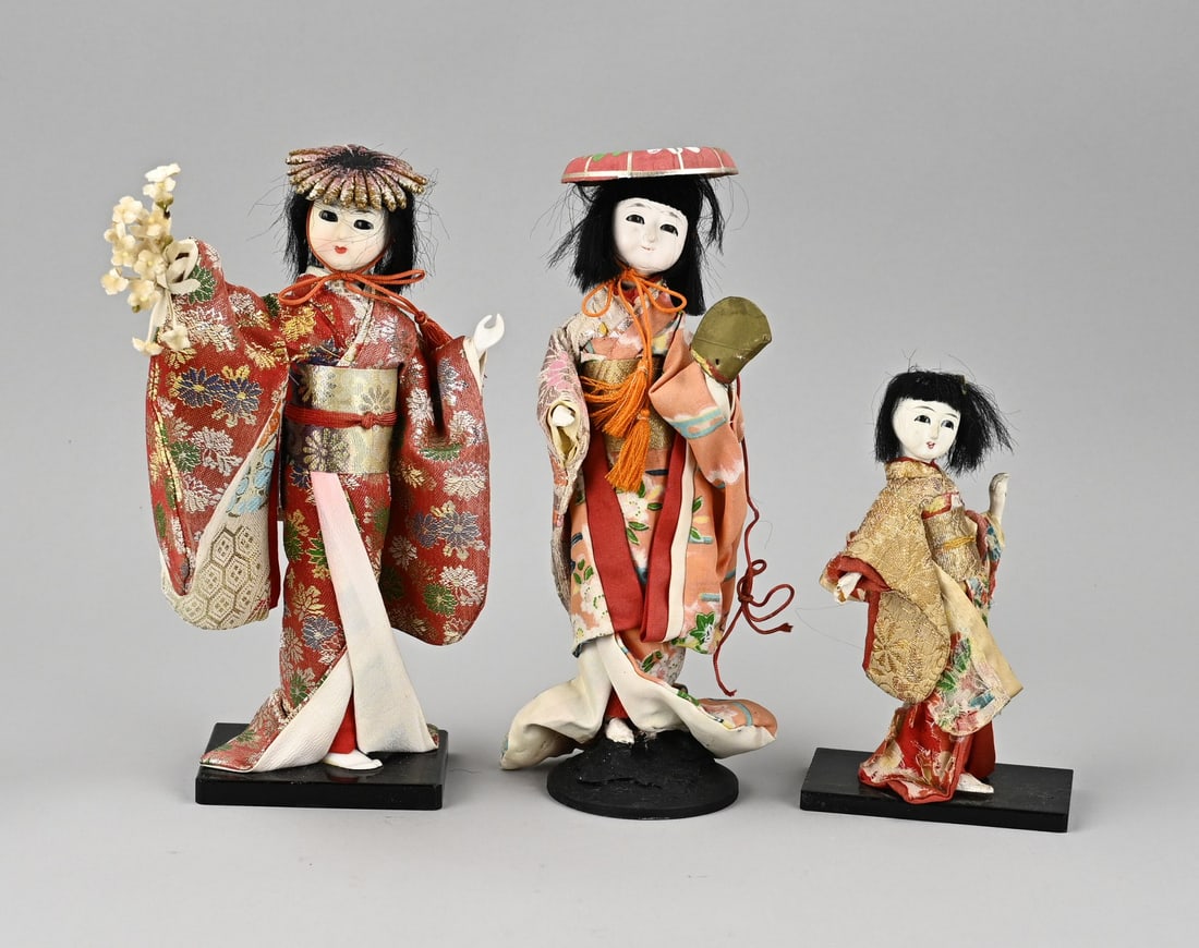 3x Japanese doll (1 of 1)