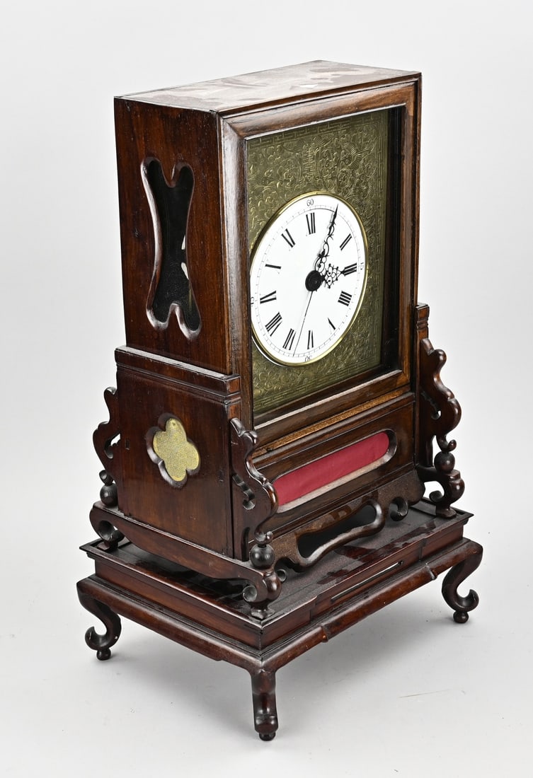 Chinese bracket clock, 61 cm. - 2