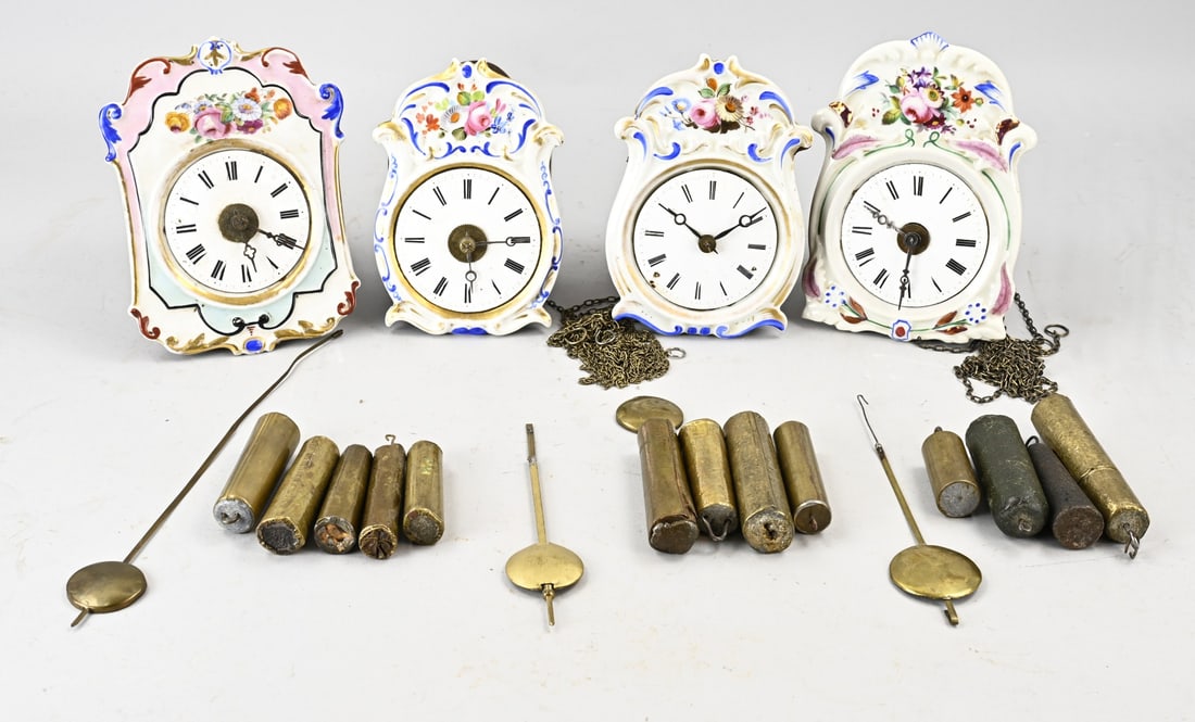 4x Black Forest painting clock (1 of 1)