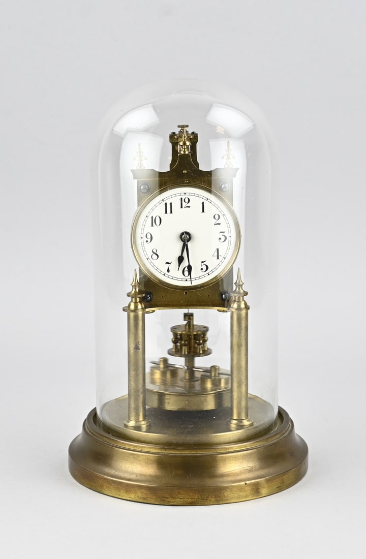Gustav Becker, Annual Pendulum: Antique Gustav Becker year pendulum. Germany. Circa 1900. Dimensions: 31 cm. In good condition.