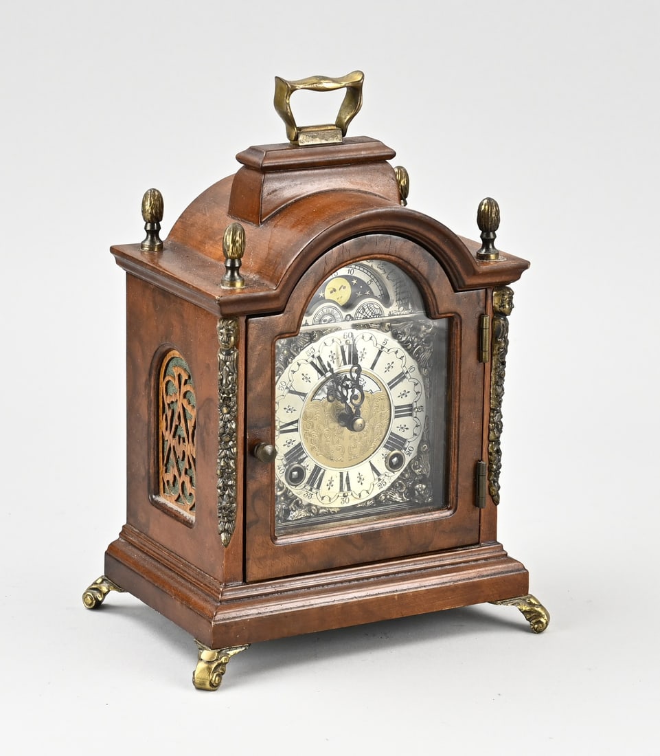 Table clock, H 26 cm. (1 of 2)
