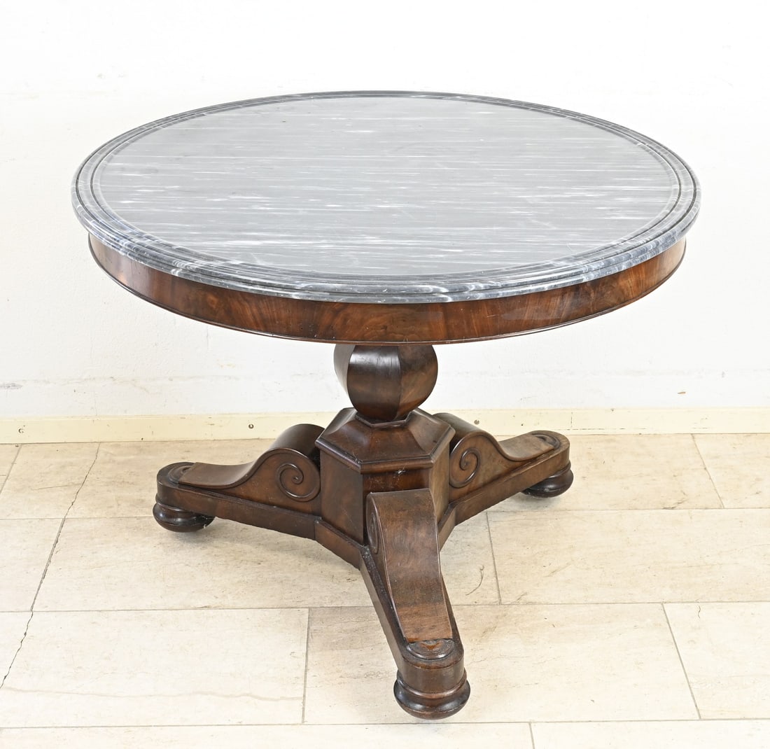 Table with marble top, 1820 (1 of 1)