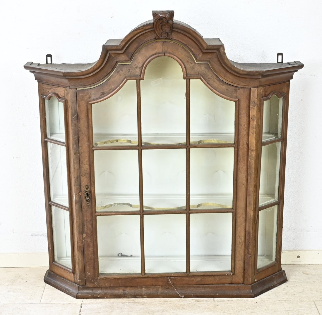 Root walnut hanging display case (1 of 1)