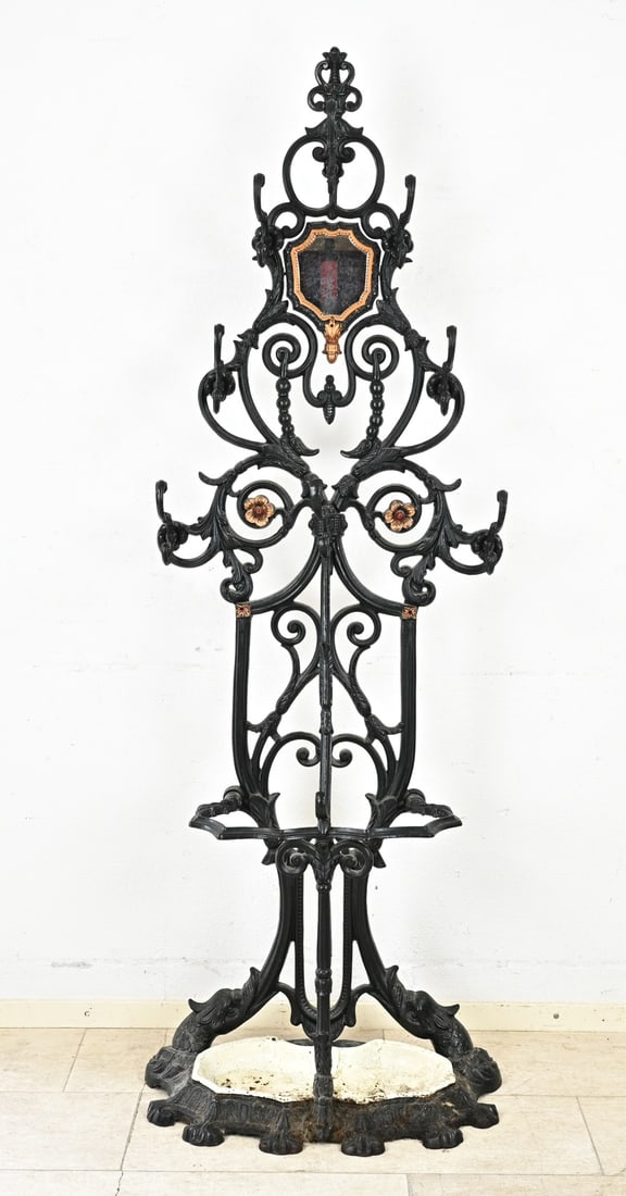 Cast iron wardrobe (1 of 1)
