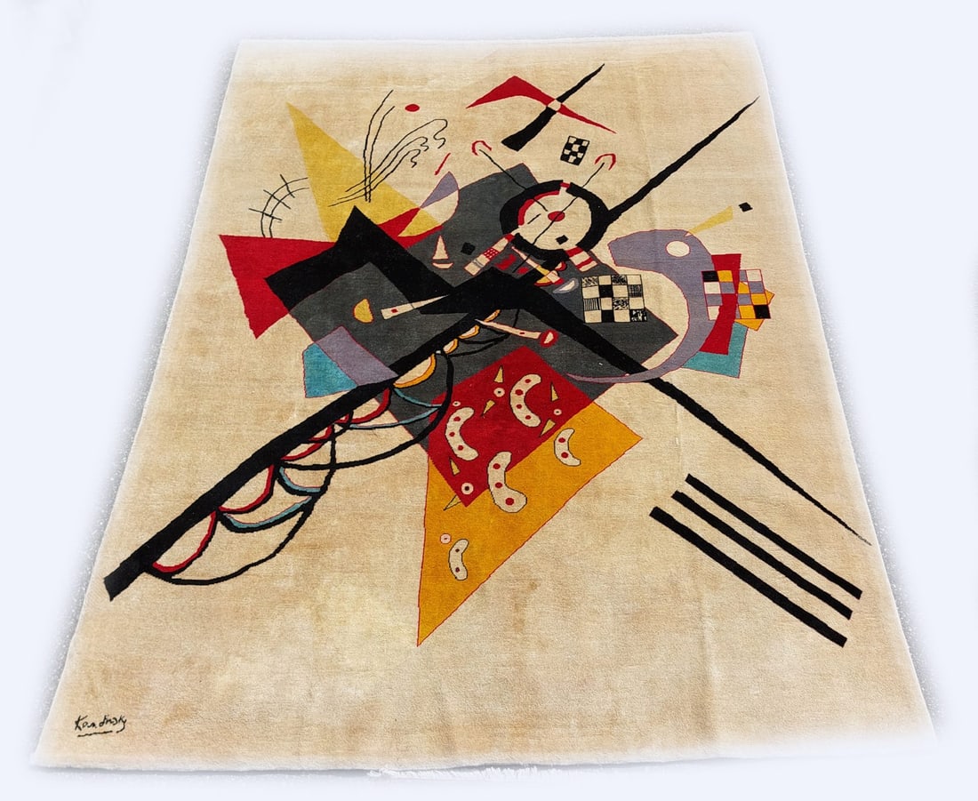 Hand-knotted carpet (Kandinsky style), 277 x 196 cm.: Hand-knotted carpet in the style of Kandinsky. Modern composition. Dimensions: 277 x 196 cm. In good condition.