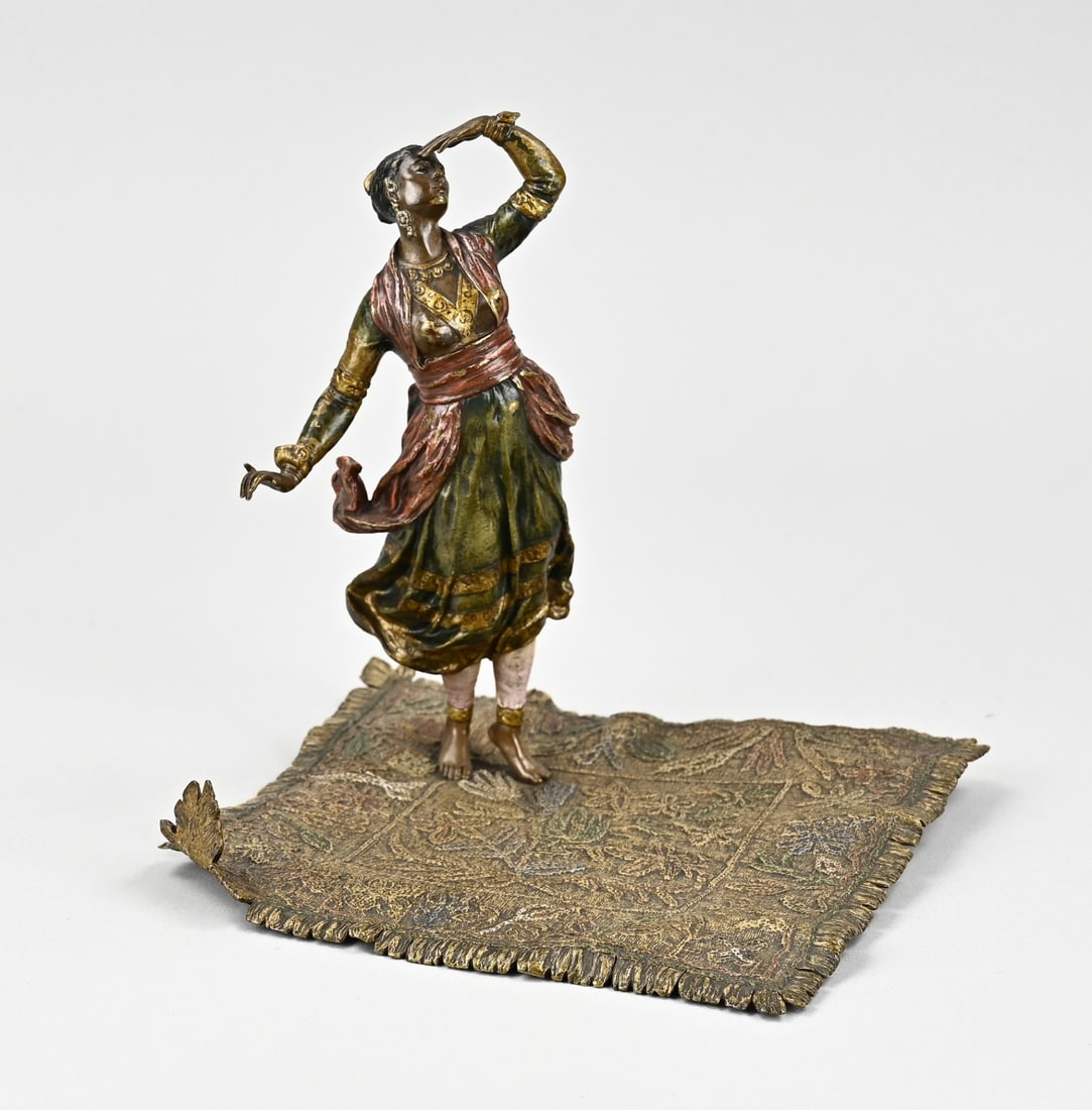Viennese bronze (Franz Bergmann), Dancer (1 of 3)