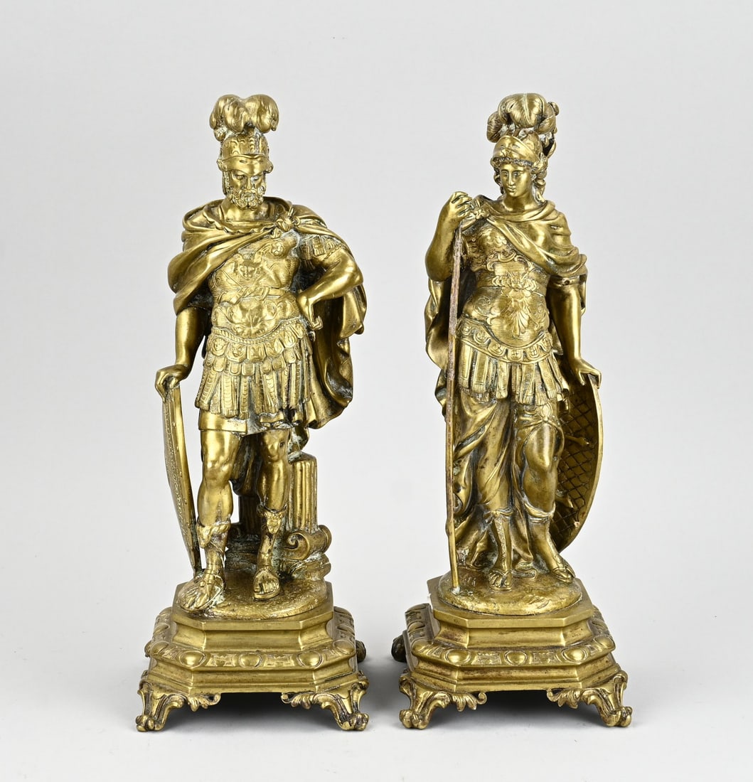 2x Bronze figure, H 36 cm.: Two heavy bronze historicist figures, Minerva and Mars. 19th century. Dimensions: H 36 cm. In good condition.