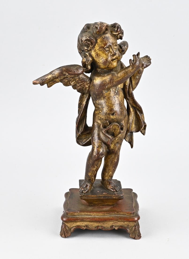 Angel on console, H 33 cm.: 18th-century polychrome (gilded) Baroque angel on a console. Dimensions: H 33 cm. In good condition.