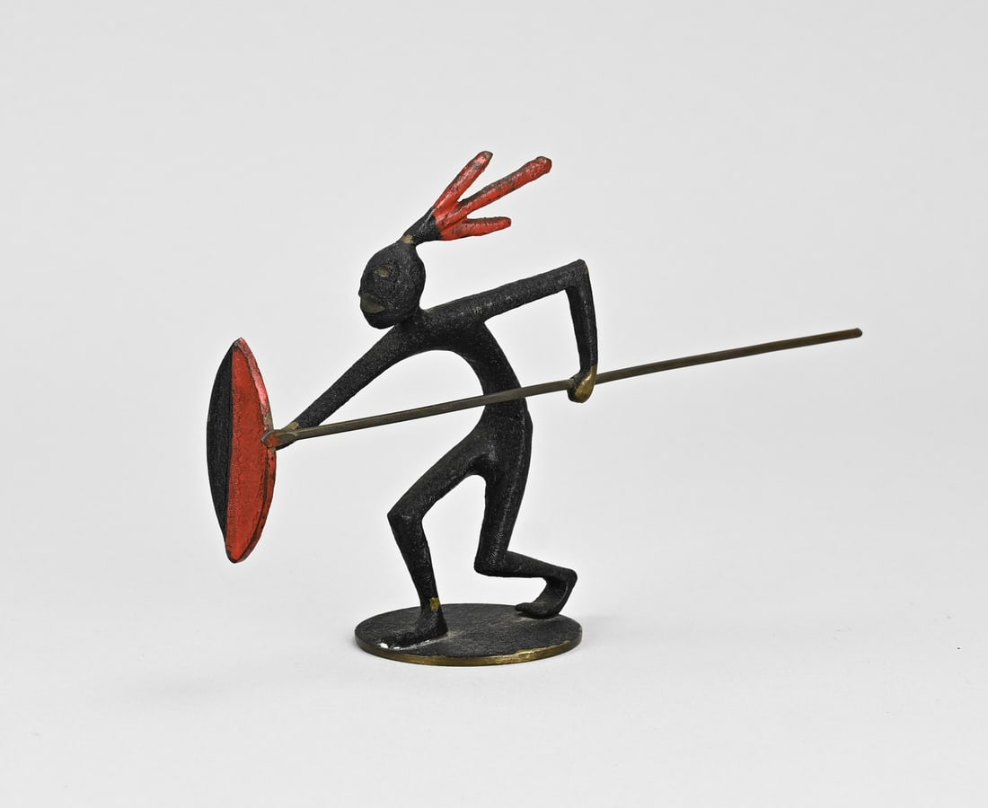 Bronze sculpture, Warrior (1 of 1)