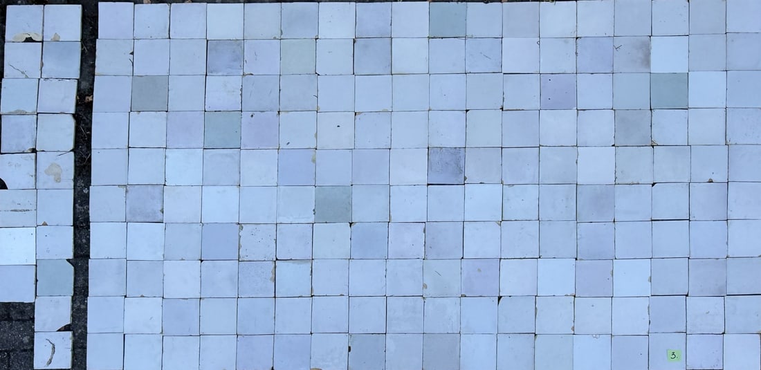Lot of white tiles (180 pcs.) (1 of 1)