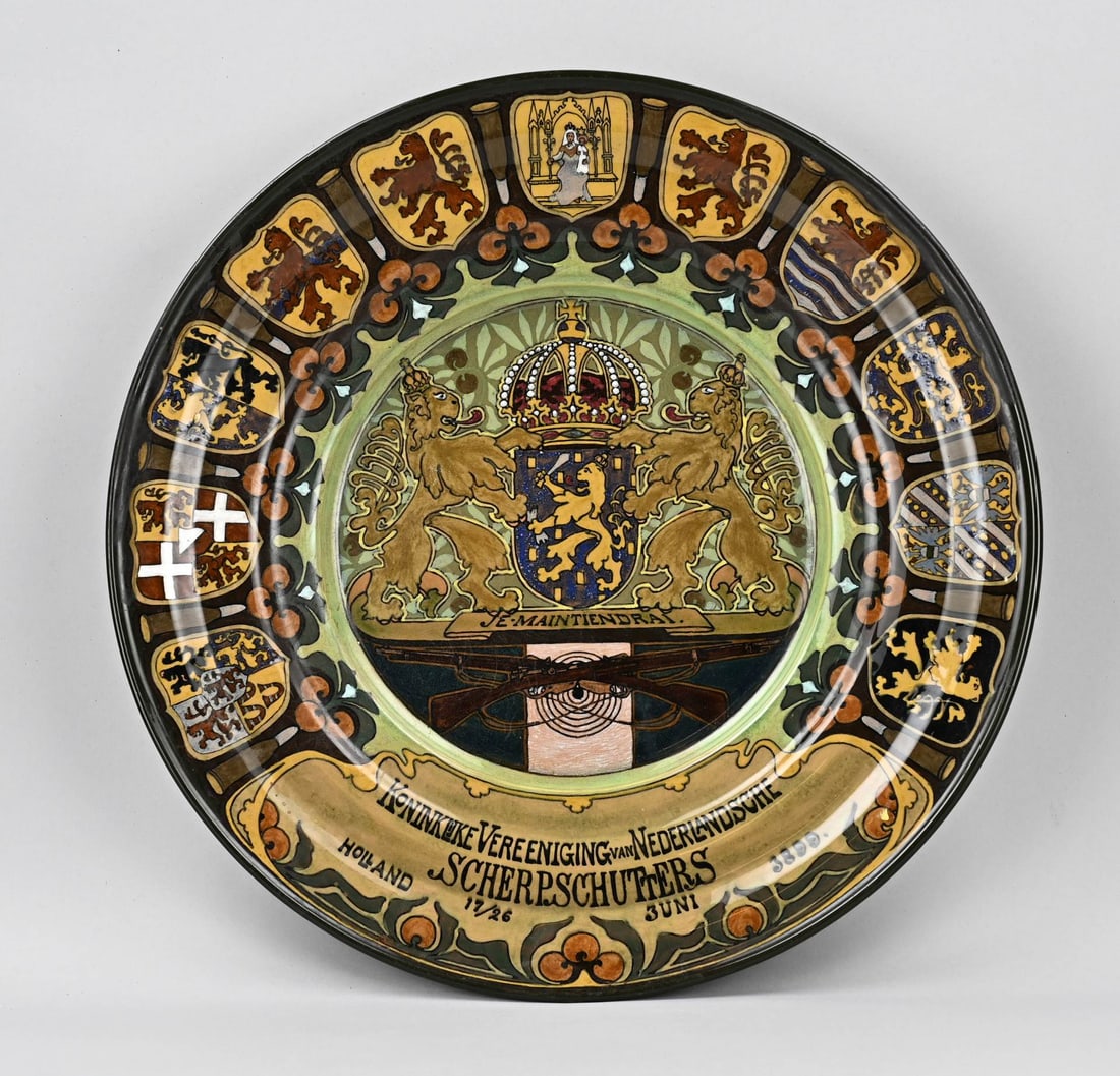 Rozenburg The Hague dish Ø 44.3 cm. (1 of 2)
