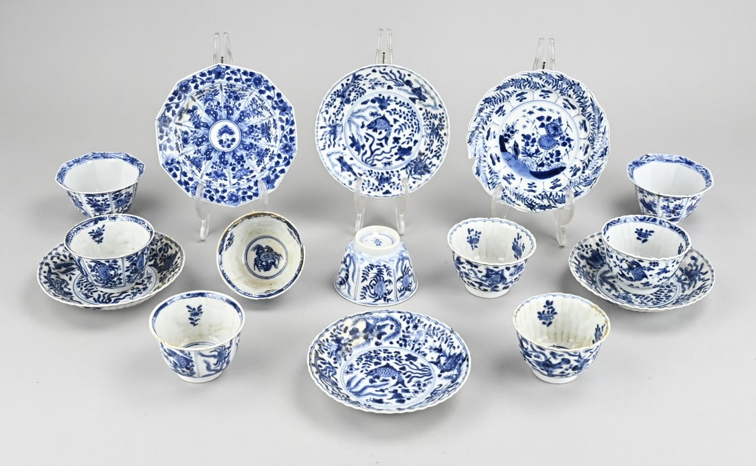 Lot various Chinese cups + saucers (15x) (1 of 1)