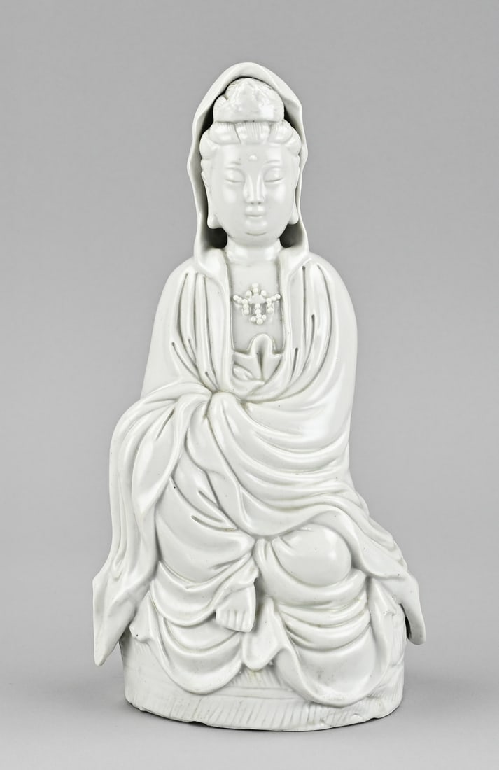 Quan Yin, H 25.8 cm. (1 of 1)