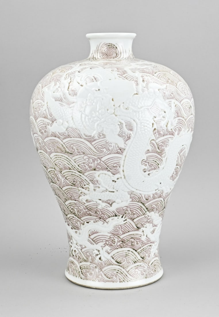 Meiping dragon vase, H 37 cm. (1 of 1)
