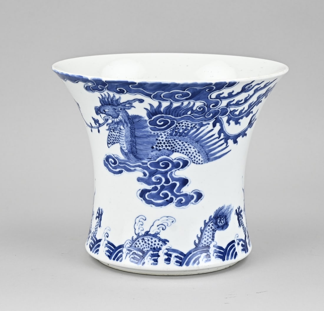 Chinese brushpot (1 of 1)