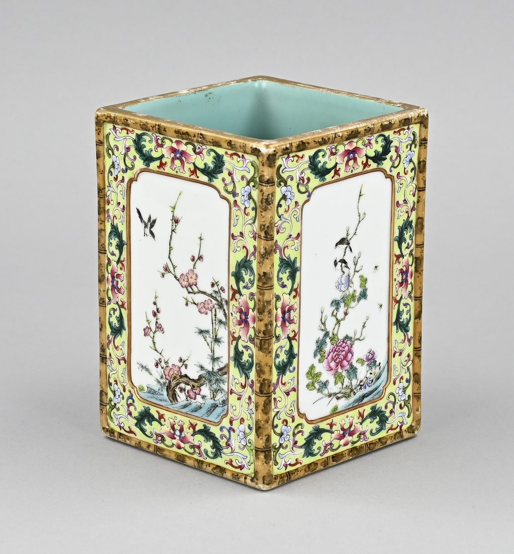 Chinese vase (1 of 1)