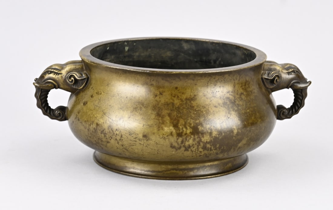 Bronze censer Ø 20 cm. (1 of 1)