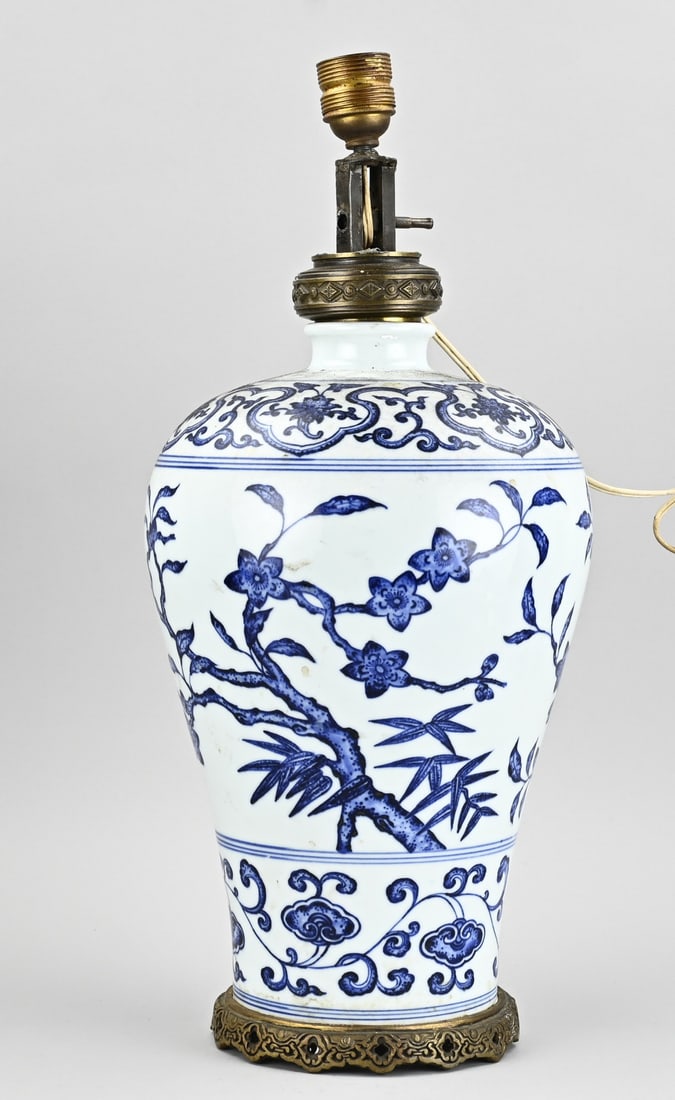 Chinese lamp, H 51 cm. (1 of 1)