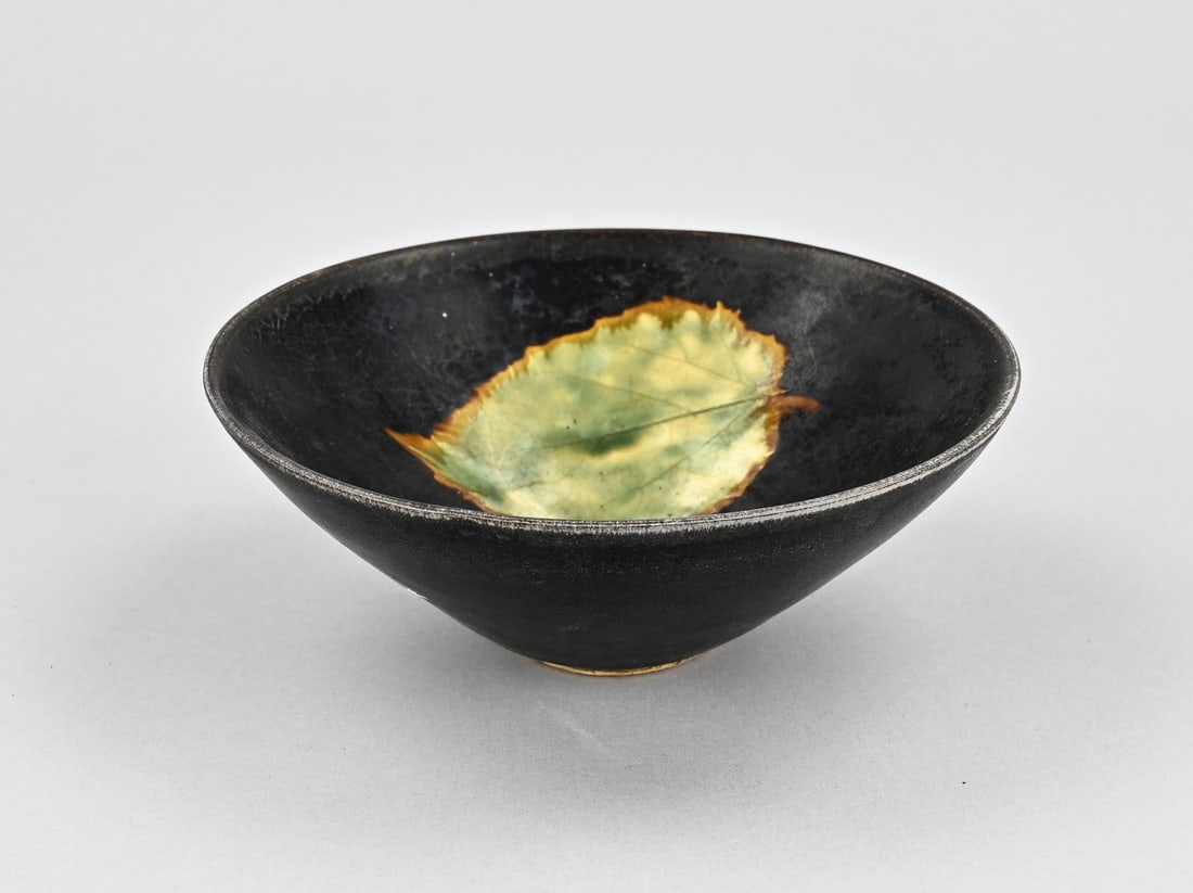 Chinese sung bowl Ø 15.2 cm. (1 of 1)