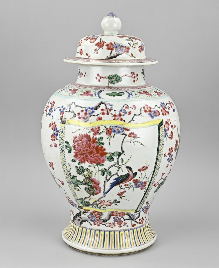 Chinese lidded vase, H 45 cm. (1 of 1)