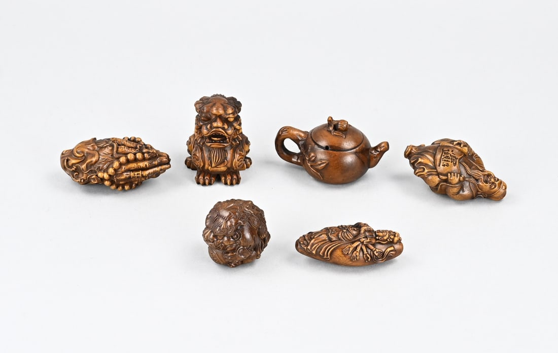 6x Chinese wooden miniatures (1 of 1)