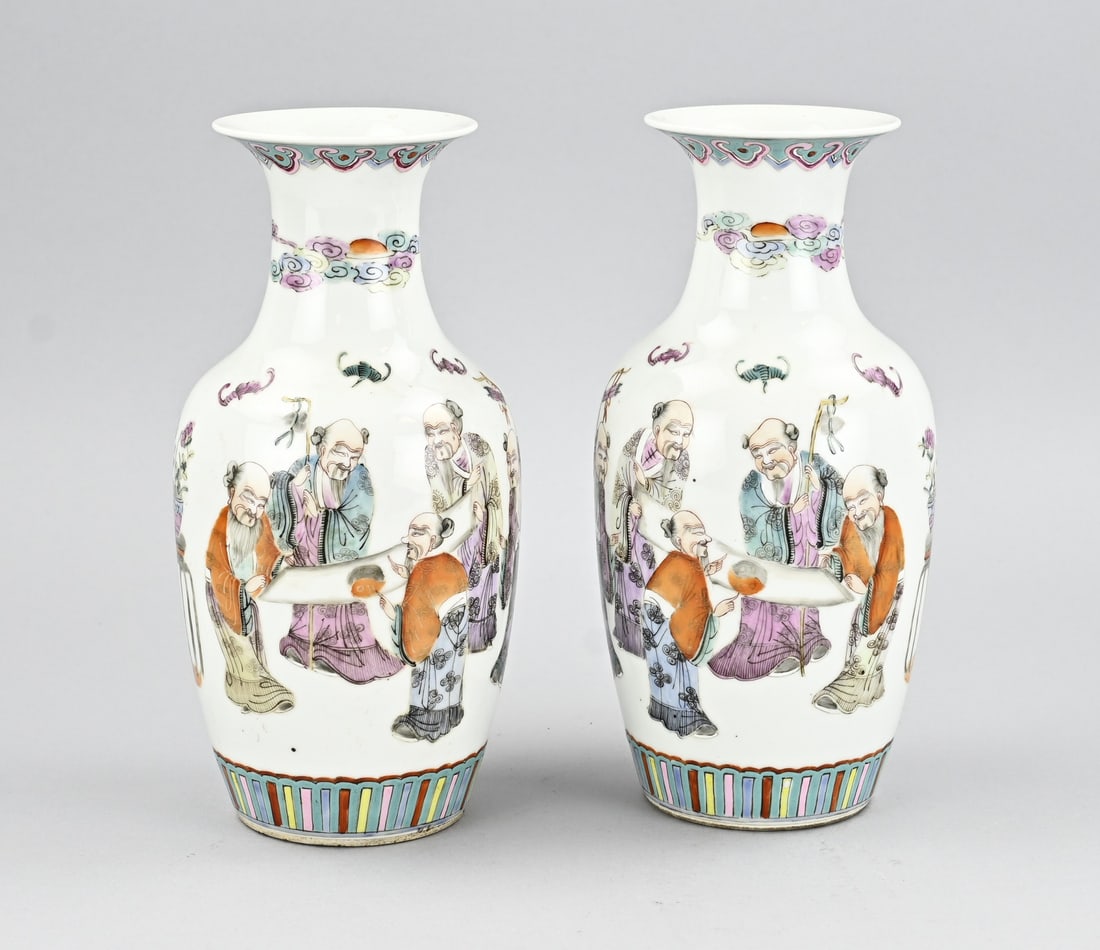 Set of Chinese vases, H 24.5 cm. (1 of 1)