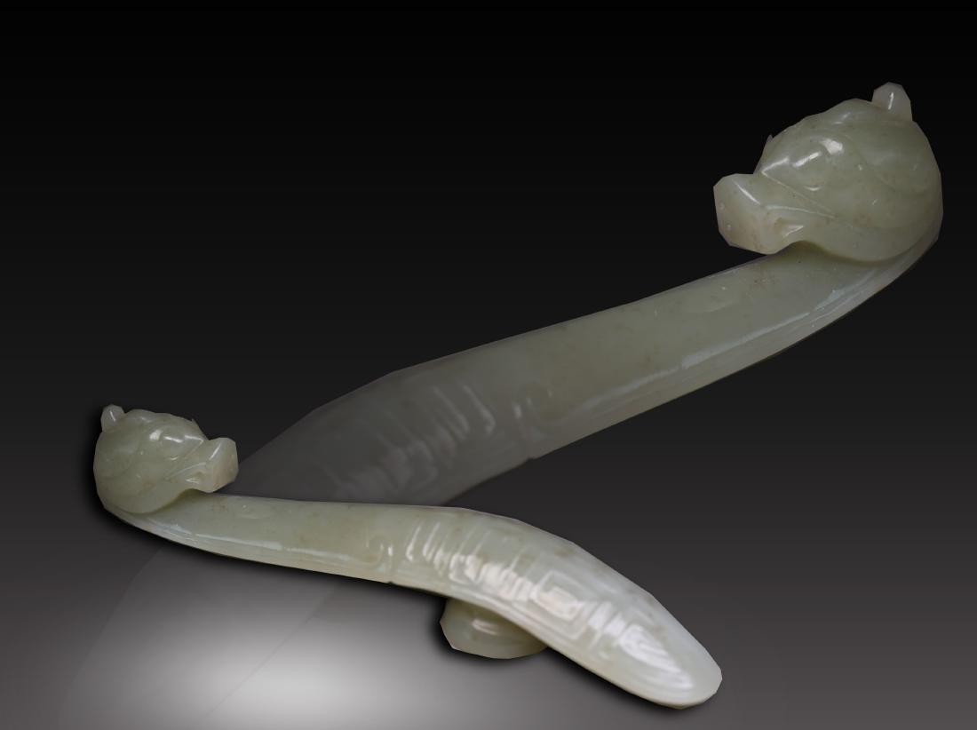 Qing Dynasty Hetian Jade dragon Hook (1 of 7)
