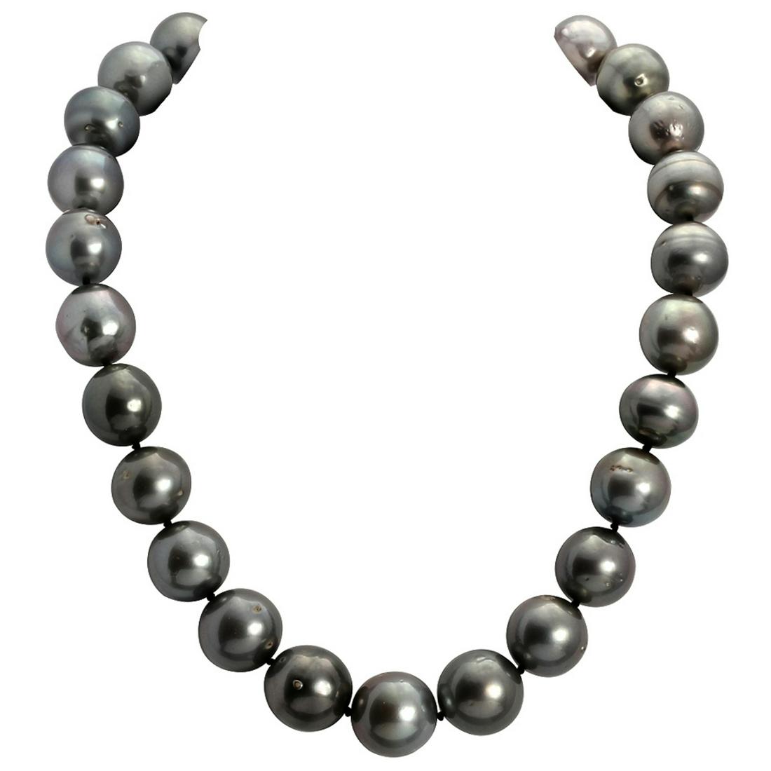 15 - 17mm Natural Black Pearl Necklace: Retail: $18,500.00 ****** 15 - 17mm Natural Black Pearl Necklace ****** Metal: 14k White Gold & Diamonds Clasp / Total Item Weight: None / Country Made: United States / / Main Stone: Pearl / Color: Da