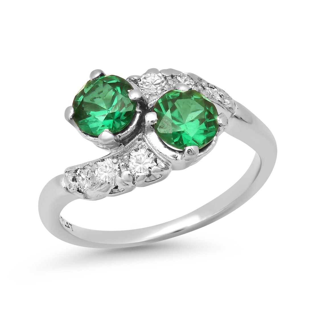 Platinum Setting with 1.02ct Lab Created Emerald and .18ct Diamond Ladies Ring: Retail: $2,790.00 ****** Platinum Setting with 1.02ct Lab Created Emerald and .18ct Diamond Ladies Ring ****** Size: 4.5 (we offer free resizing to winning bidders) / Metal: Platinum / Total Item Weig