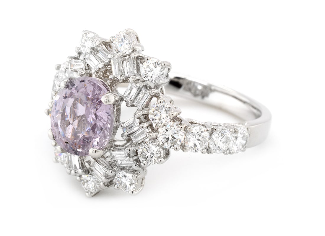 18K White Gold Ladies Ring with 2.01ct GIA Certified Sapphire and 1.41ct tw Adjacent Diamonds: Retail: $8,500.00 ****** 18K White Gold Ladies Ring with 2.01ct GIA Certified Sapphire and 1.41ct tw Adjacent Diamonds ****** Size: 6.5 / Metal: 18K White Gold / Total Item Weight: 5.1 Grams / Country