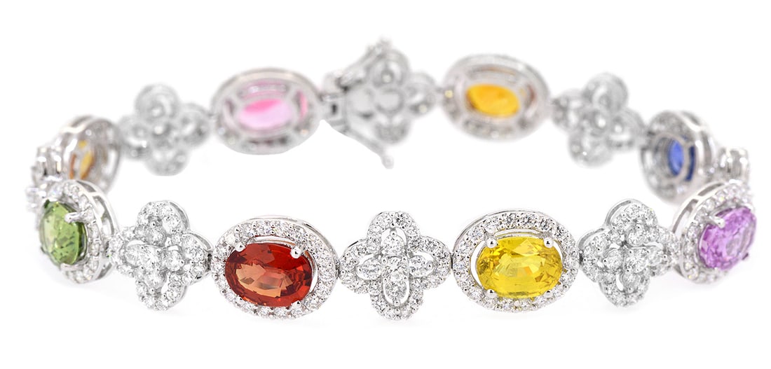 18K White Gold Ladies Bracelet with 12.35ct Sapphire and 4.94ct tw Diamonds: Retail: $22,500.00 ****** 18K White Gold Ladies Bracelet with 12.35ct Sapphire and 4.94ct tw Diamonds ****** Size: 7 / Metal: 18K White Gold / Total Item Weight: 15.6 Grams / Country Made: United Stat