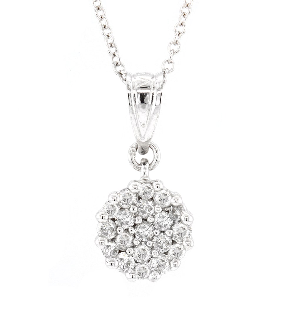 14K White Gold Ladies Pendant with 0.36tcw Diamonds: Retail: $2,250.00 ****** 14K White Gold Ladies Pendant with 0.36tcw Diamonds ****** Size: 5/8 diameter with 18" Chain / Metal: 14K White Gold / Total Item Weight: 2.2 Grams / Country Made: United