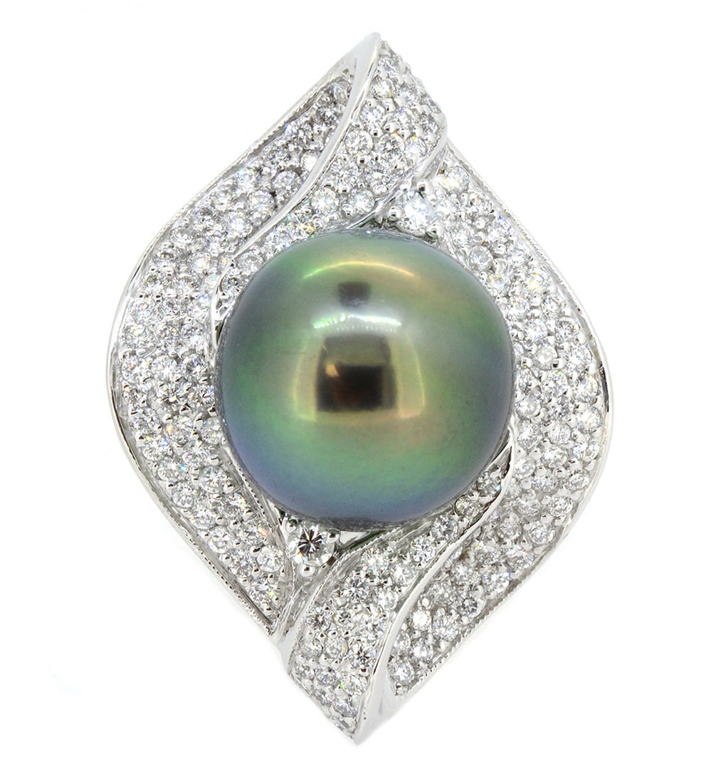 18K White Gold Ladies Ring with 14.35mm South Sea Black Pearl and 1.54ct tw Adjacent Diamonds: Retail: $13,500.00 ****** 18K White Gold Ladies Ring with 14.35mm South Sea Black Pearl and 1.54ct tw Adjacent Diamonds ****** Size: 6.5 / Metal: 18K White Gold / Total Item Weight: 22.3 Grams / Count