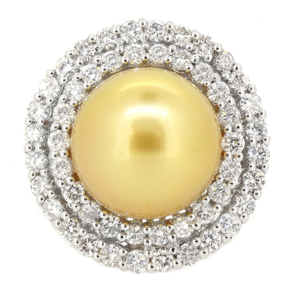18K White Gold Ladies Ring with 14.18mm Golden South Sea Pearl and 2.27ct tw Adjacent Diamonds: Retail: $7,500.00 ****** 18K White Gold Ladies Ring with 14.18mm Golden South Sea Pearl and 2.27ct tw Adjacent Diamonds ****** Size: 6.5 / Metal: 18K White Gold / Total Item Weight: 10.4 Grams / Count
