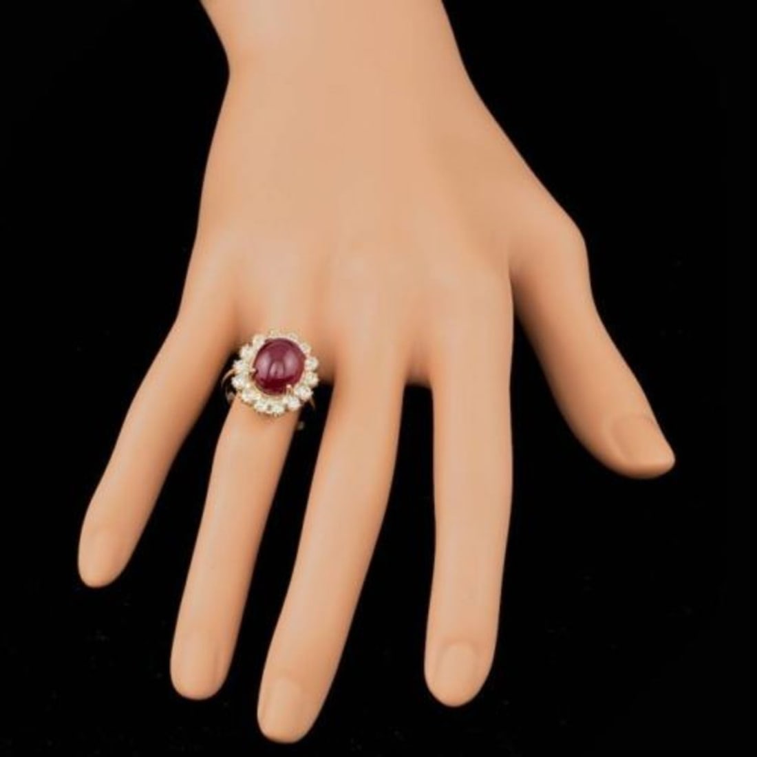 14K White Gold 9.33ct Ruby and 1.38ct Diamond Ring - 4