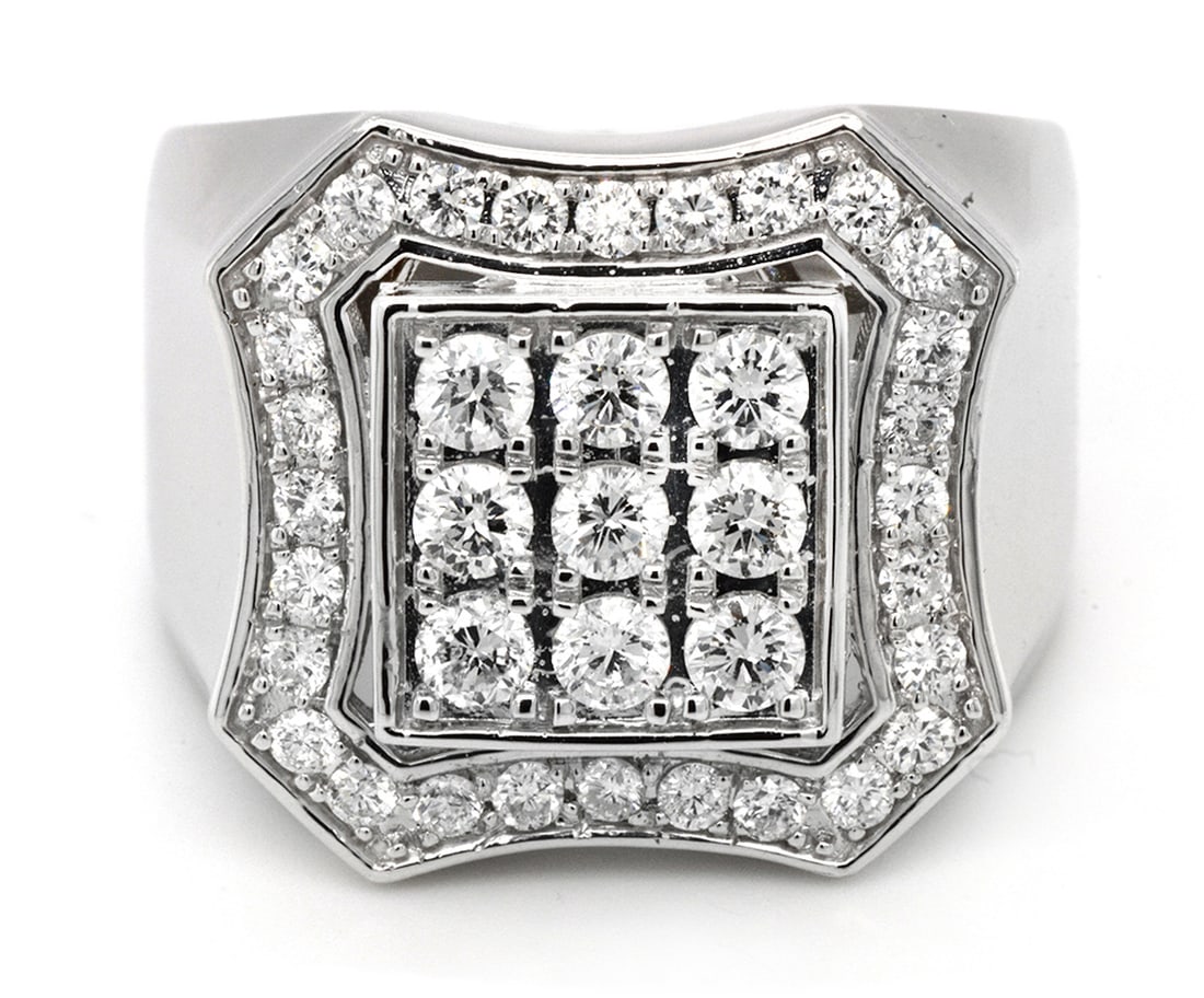 18K White Gold Mens Ring with 1.22ct tw Diamonds: Retail: $10,500.00 ****** 18K White Gold Mens Ring with 1.22ct tw Diamonds ****** Size: 10 / Metal: 18K White Gold / Total Item Weight: 16.1 Grams / Country Made: United States / / Main Stone: Diamond