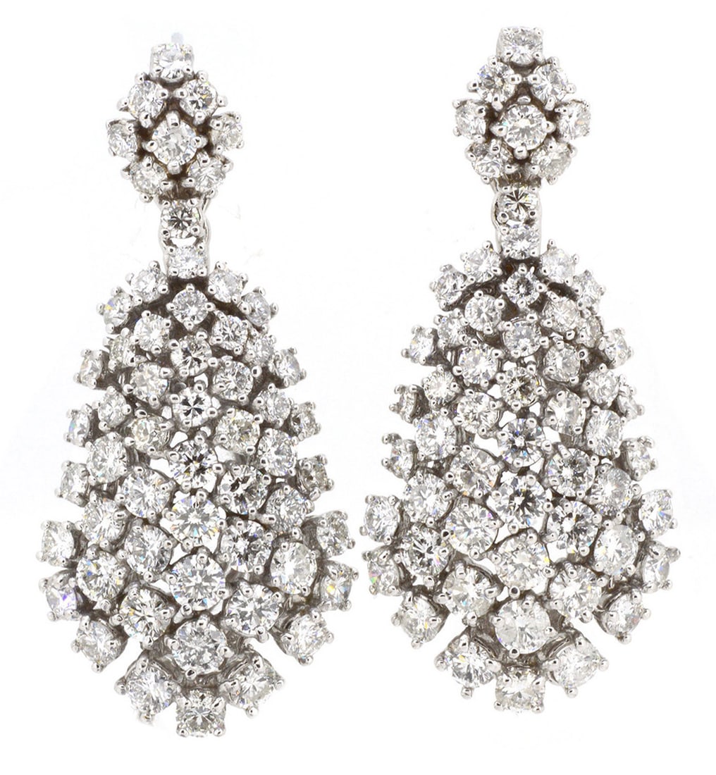 18K White Gold Ladies Earrings with 10.61ct tw Diamonds: Retail: $29,500.00 ****** 18K White Gold Ladies Earrings with 10.61ct tw Diamonds ****** Size: 1.5 Long / Metal: 18K White Gold / Total Item Weight: 22.3 Grams / Country Made: United States / / Main