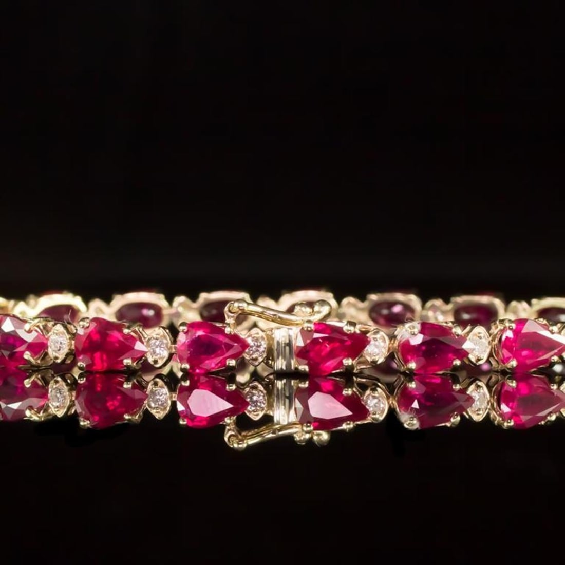14K Gold 16.35ct Ruby 0.68ct Diamond Bracelet - 3