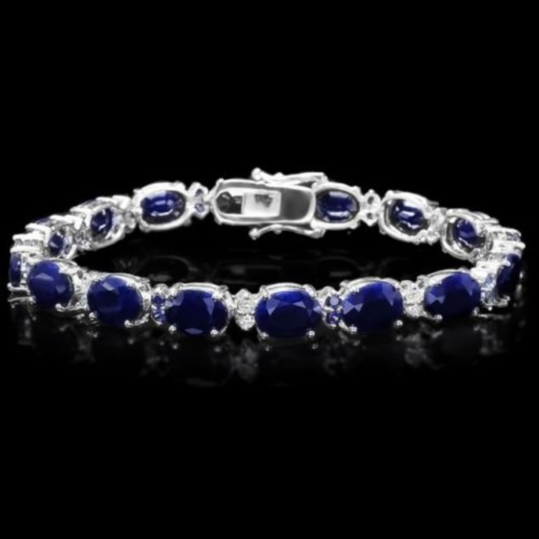 14K Gold 35.14ct Sapphire 0.73ct Diamond Bracelet: Retail: $18,769.00 ****** 14K Gold 35.14ct Sapphire 0.73ct Diamond Bracelet ****** Metal: 14K White Gold / Total Item Weight: 20.0 Grams / Country Made: United States / / Main Stone: Sapphire /