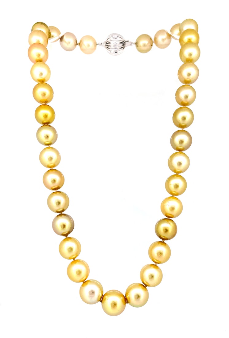 11-13mm Golden South Sea Pearl Necklace with 14K White Gold Clasp: Retail: $22,500.00 ****** 11-13mm Golden South Sea Pearl Necklace with 14K White Gold Clasp ****** Metal: 14K White Gold / Total Item Weight: 122 Grams / Country Made: United States / / Main Stone: