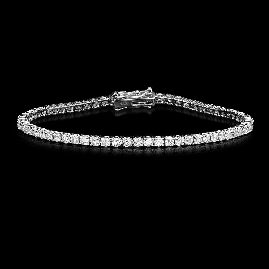 14K White Gold and 2.88ct Diamond Bracelet: Retail: $9,980.00 ****** 14K White Gold and 2.88ct Diamond Bracelet ****** Metal: 14K White Gold / Total Item Weight: 6.4 Grams / Country Made: United States / / Main Stone: Diamond / Carat Total Weig
