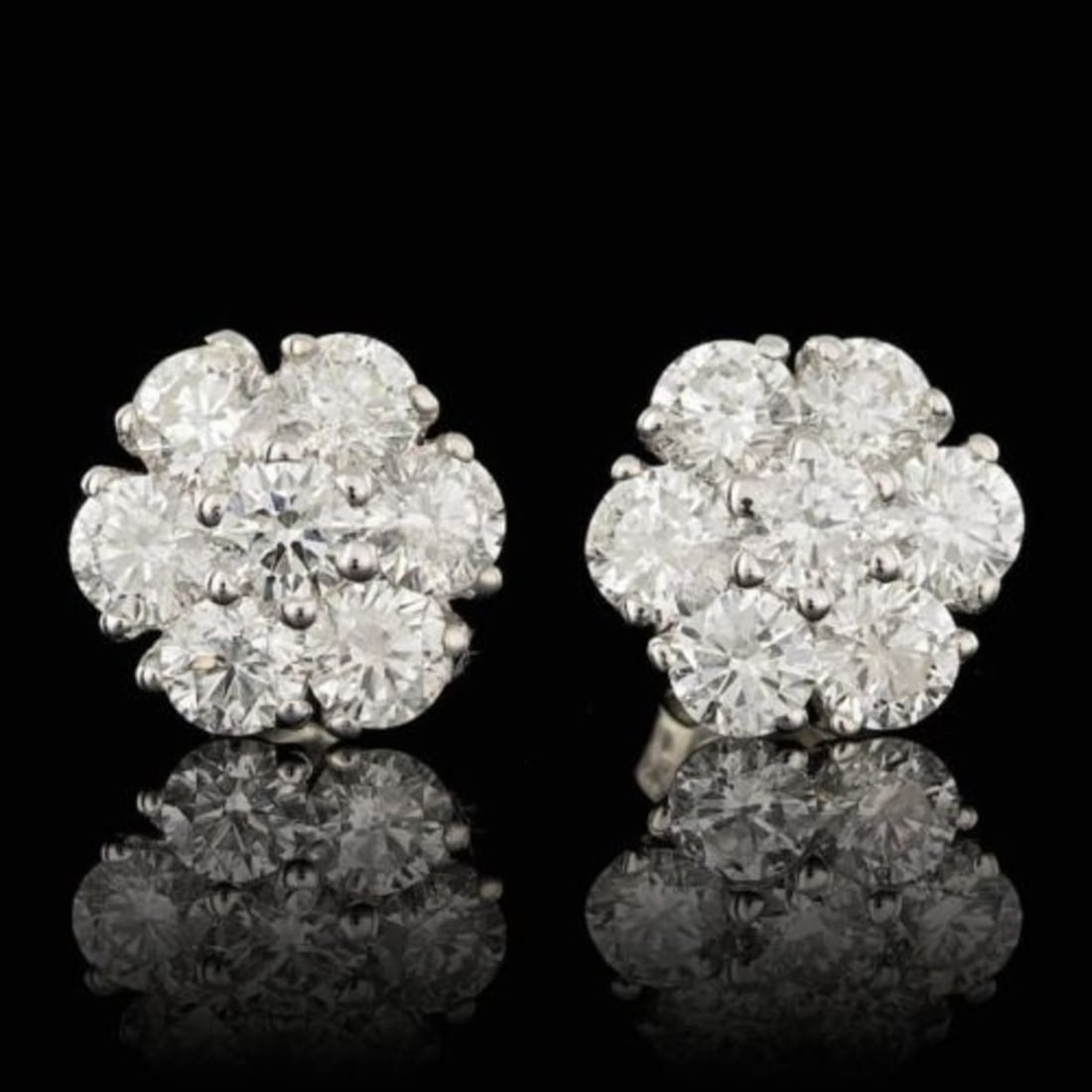 14k White Gold 2.81ct Diamond Earrings: Retail: $11,900.00 ****** 14k White Gold 2.81ct Diamond Earrings ****** Metal: 14k Solid White Gold / Total Item Weight: 2.5 grams / Country Made: United States / / Main Stone: Diamond / Color: White
