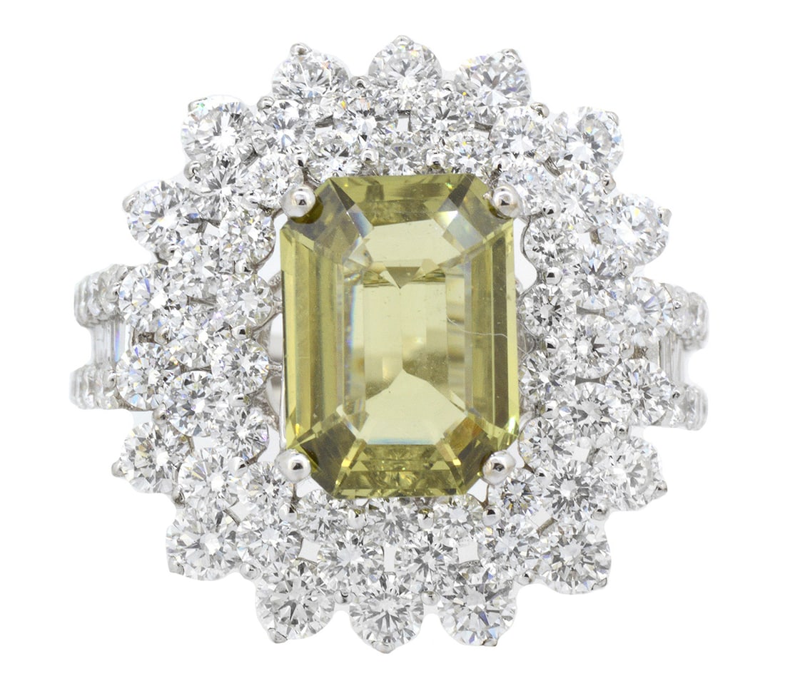 18K White Gold Ladies Ring with 3.26ct Unheated Sapphire and 2.82ct Diamonds: Retail: $14,000.00 ****** 18K White Gold Ladies Ring with 3.26ct Unheated Sapphire and 2.82ct Diamonds ****** Size: 7 / Metal: 18K White Gold / Total Item Weight: 6.8 Grams / Country Made: United Stat