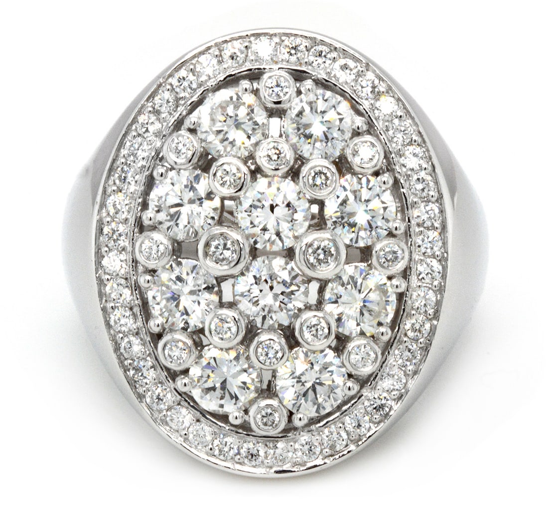 18K White Gold Ladies Ring with 3.24ct tw Diamonds: Retail: $28,500.00 ****** 18K White Gold Ladies Ring with 3.24ct tw Diamonds ****** Size: 6.5 / Metal: 18K White Gold / Total Item Weight: 20.9 Grams / Country Made: United States / / Main Stone: Diam