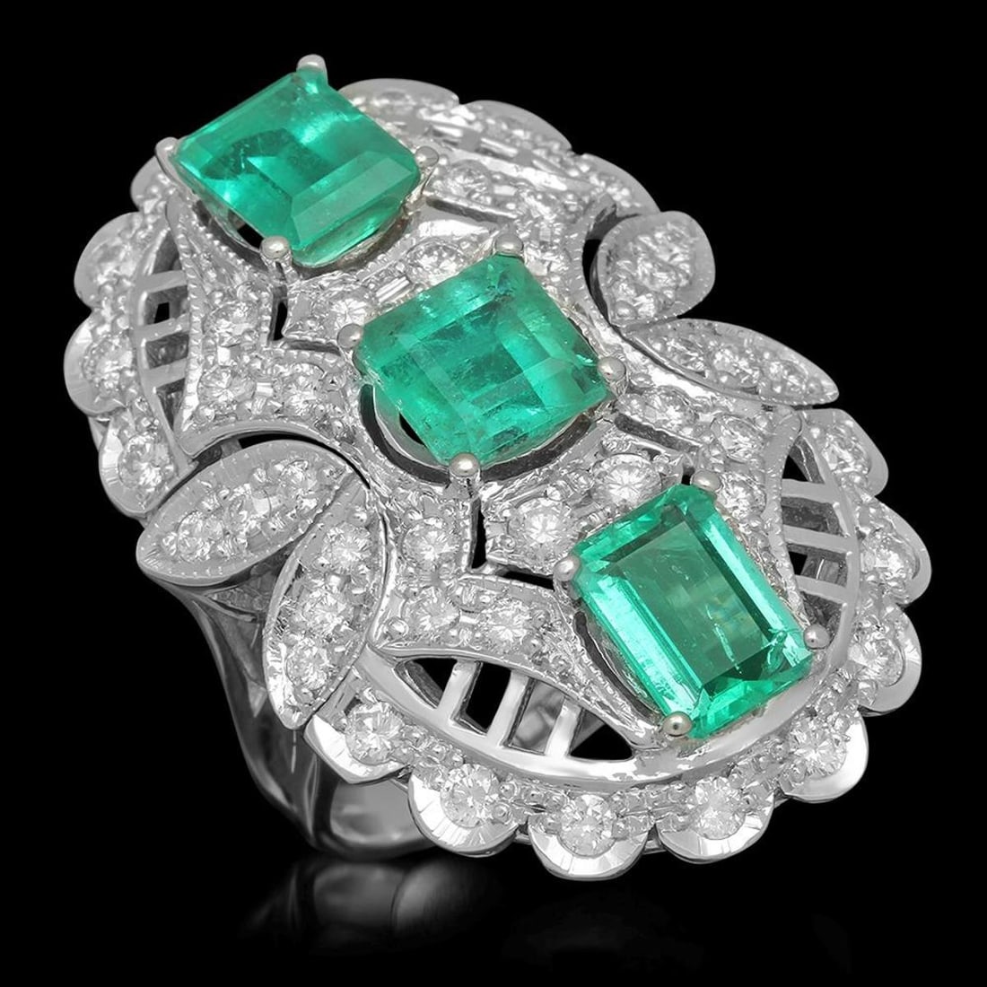 14K White Gold 5.07ct Emerald and 1.61ct Diamond Ring: Retail: $20,030.00 ****** 14K White Gold 5.07ct Emerald and 1.61ct Diamond Ring ****** Metal: 14K White Gold / Total Item Weight: 12.3 Grams / Country Made: United States / / Main Stone: Emerald /