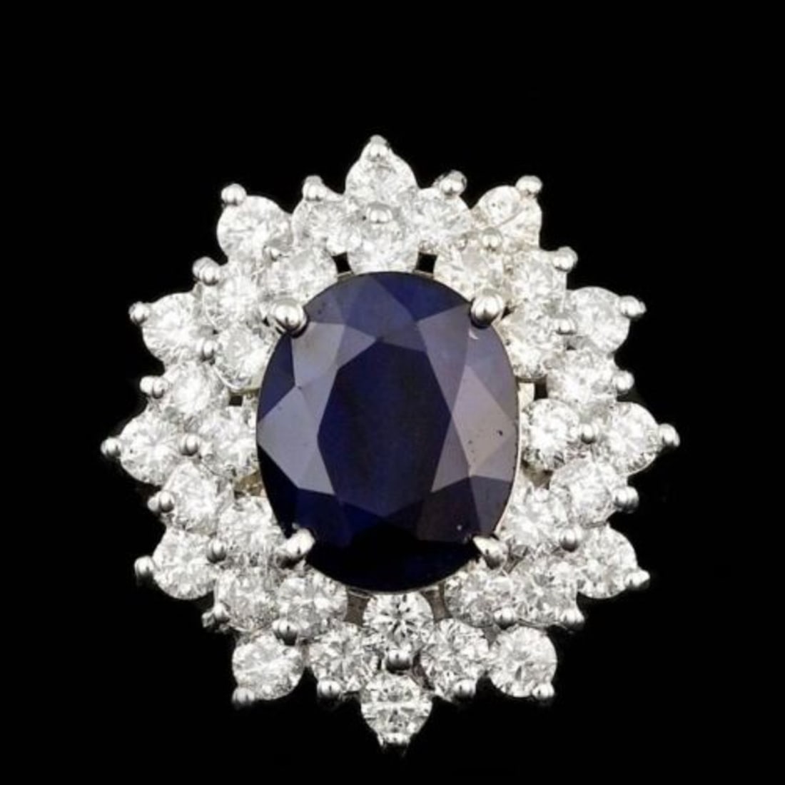 14K White Gold 4.20ct Sapphire and 2.04ct Diamond Ring: Retail: $14,700.00 ****** 14K White Gold 4.20ct Sapphire and 2.04ct Diamond Ring ****** Metal: 14K White Gold / Total Item Weight: 7.8 Grams / Country Made: United States / / Main Stone: Sapphire /